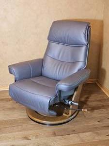 Gray BenchMaster Reclining Lounge Chair
