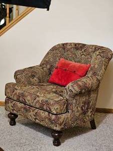 Paisley Pembroke Southern Furniture Accent Chair with Red Pillow
