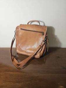 Wonenwok Tan Leather Convertible Shoulder Bag