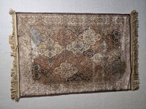 Venice 100% Viscose Area Rug