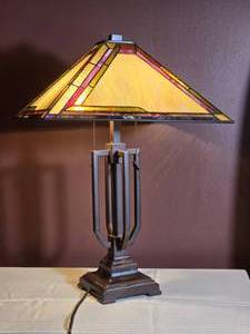 Mission Style Stained Glass Table Lamp