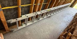 Werner DI232-2 32 Ft Type II Extension Ladder