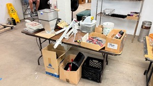 Contents onunder, including table