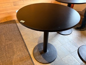 cocktail table