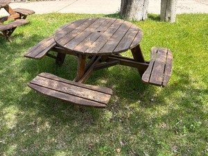 4 seat picnic table