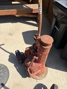 Heavy duty vintage pump jack