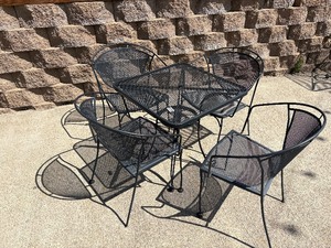 4 top patio table
