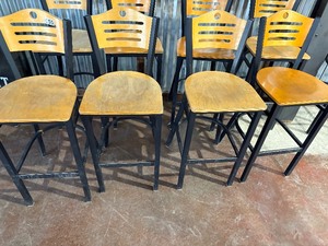 Set of 4 b bar stools