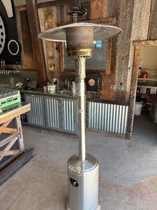 Outdoor heatlamp