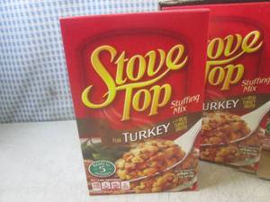(B-1) 6 Boxes of Stove Top Turkey S...