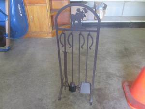 (BS) Rustic Moose Iron Fireplace To...