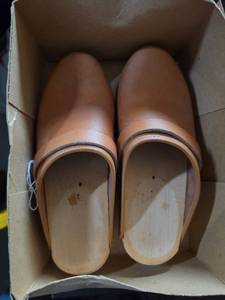 CLOGS---- FIX  GET NEW PICTURES