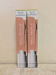 (2) NEW WELL PEOPLE BIO TINT SPF30 TINTED MOISTURIZER SUNSCREEN