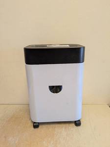 NEW ROYAL 14MC 14 SHEET MICROCUT SHREDDER