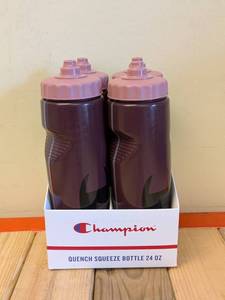 NEW CHAMPION QUENCH SQUEEZE BOTTLE 24OZ. 4PK. RUBYCOSMIC PINK