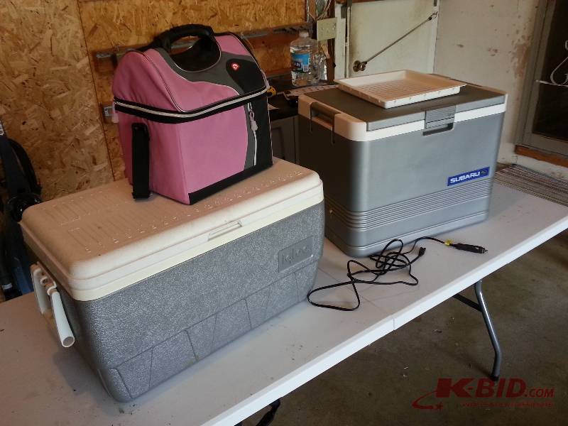 (3) Igloo Coolers