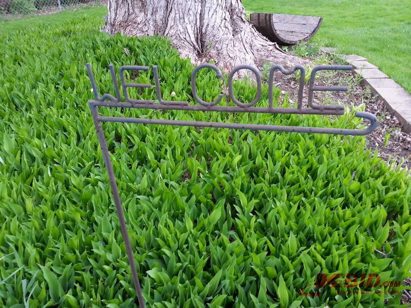 Metal Welcome Lawn & Garden Stake