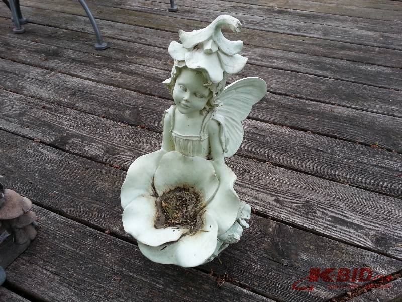 Little Fairie  Pixie Lawn & Garden Accent