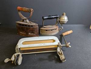 Antique Flat Iron Lot Akron Lamp Co Diamond Iron