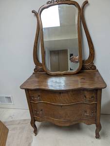 Vintage Oak Dresser With Mirror and Key