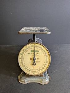 Vintage Universal Household Scale Landers, Frary & Clark