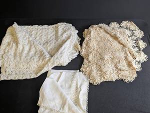 Vintage Lace Table Linens Mixed Lot