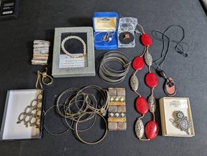 Vintage Doering Designs & Trubrite Estate Jewelry Mixed Lot