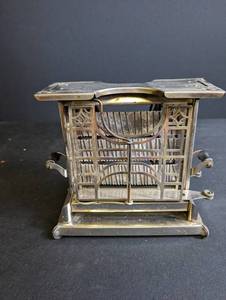 Antique Universal Electric Toaster No. E940