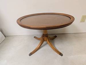 Oval Wood Pedestal Table