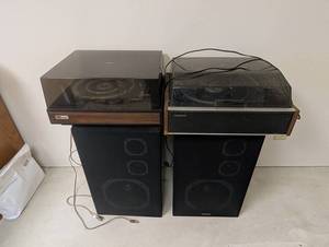 Vintage BSR McDonald & Panasonic Turntables With Magnavox Speakers