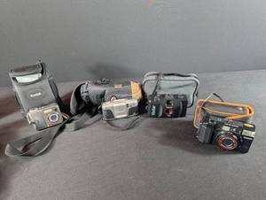 5 Camera Mixed Lot Kodak Canon Vivitar