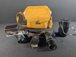 Vintage Asahi Pentax K1000 Camera Kit
