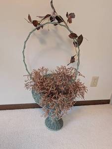 Wicker Basket Pedestal Planter