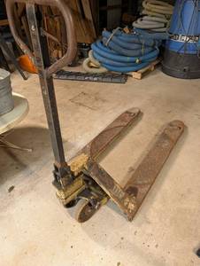 Manual Pallet Jack