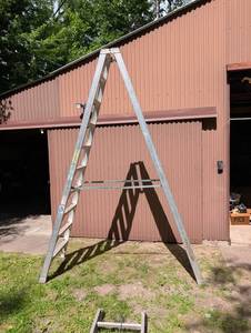 10 Ft Aluminum A-frame Ladder