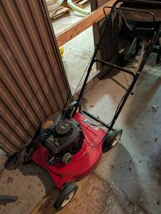 Craftsman 20in Push Mower Briggs & Stratton 3.5 HP