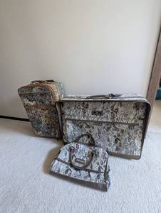 Vintage Jordache & John Weitz Floral Luggage Mixed Lot