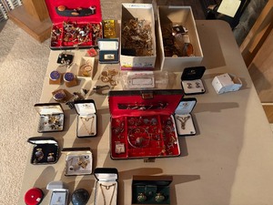 Vintage Mens Jewelry Lot - Cufflinks Tie Clips Pins Don Loper Estate Sale Collection