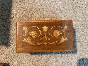 EXTREMELY RARE Vintage Reuge Swiss 4-Tune 50-Note Cylinder Music Box  Inlaid Walnut Case