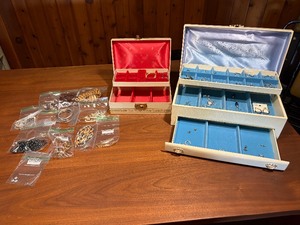 Vintage Jewelry Boxes & Assorted Costume Jewelry Lot