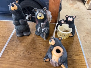 Big Sky Carvers Bearfoots Bear Collection  Harold Jr., Mae, Hiker Bear & Honey Bears Planter (4 Pieces)