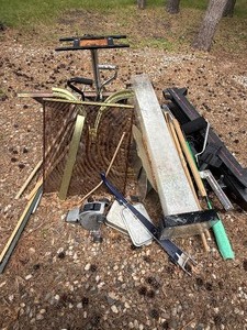 Aquariums, Fireplace Screens, Light Fixture, Nordic Sport Equipment & Miscellaneous Household Lot