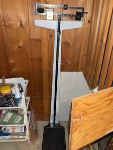 Vintage Health o meter Physician Beam Scale w Height Rod Floor Model