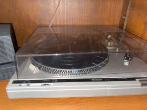 Technics SL-B2 Automatic Belt Drive Turntable w Dust Cover