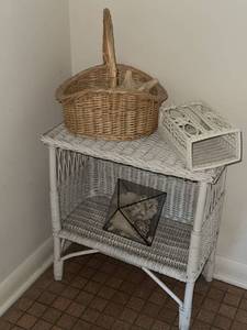 Coastal Wicker Decor Lot White Rattan Stand Basket Terrarium Shells
