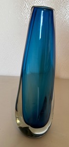 Blue & Clear Art Glass Bud Vase - 8 12 H