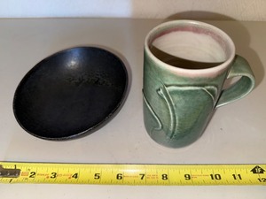 Glazed Ceramic Mug & Plate Mixed Lot