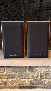 Pair of Polk Audio Monitor Series M4 Bookshelf Speakers Oak