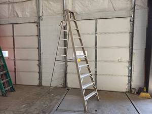Werner 10 aluminum Step Ladder...