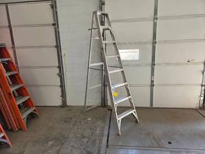 Sears 8 Aluminum Step Ladder...